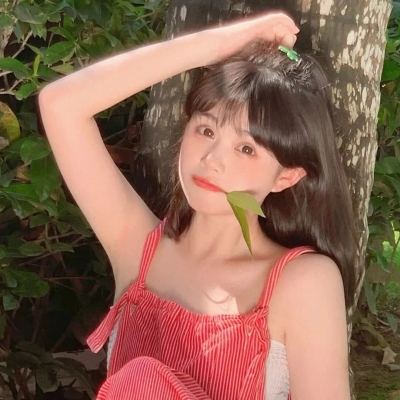 机器人女孩邱比蓉游戏下载